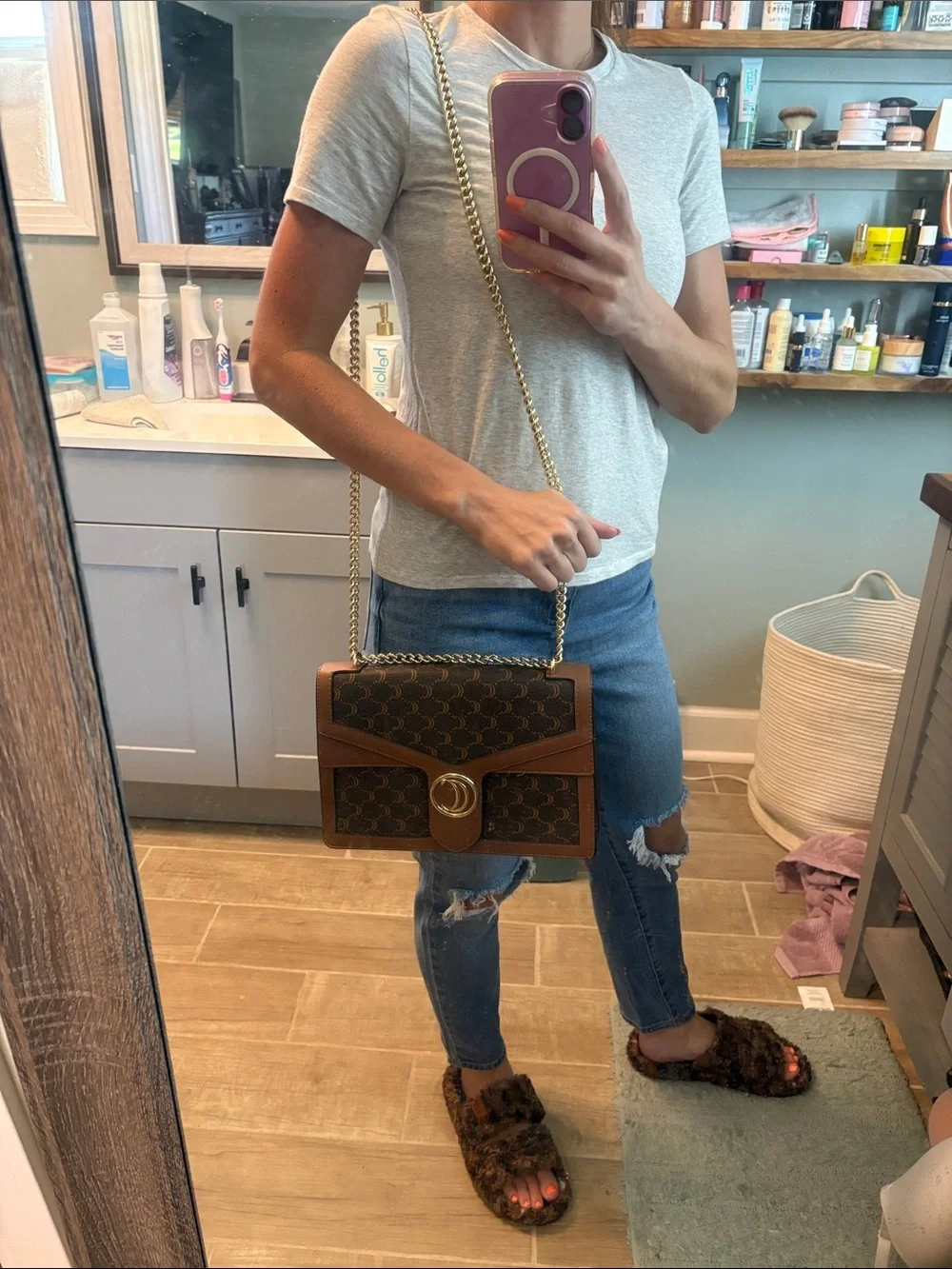 Amazon Brown Signature Chain-Strap Shoulder Bag with Gold Hardware